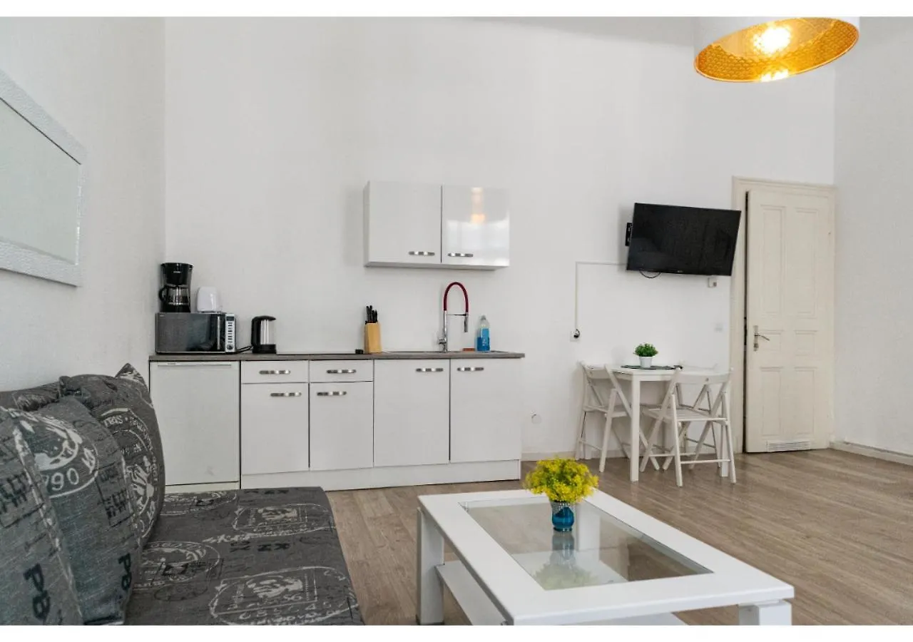3 Elegant Apartments - Ideal For Long Stays Vienna