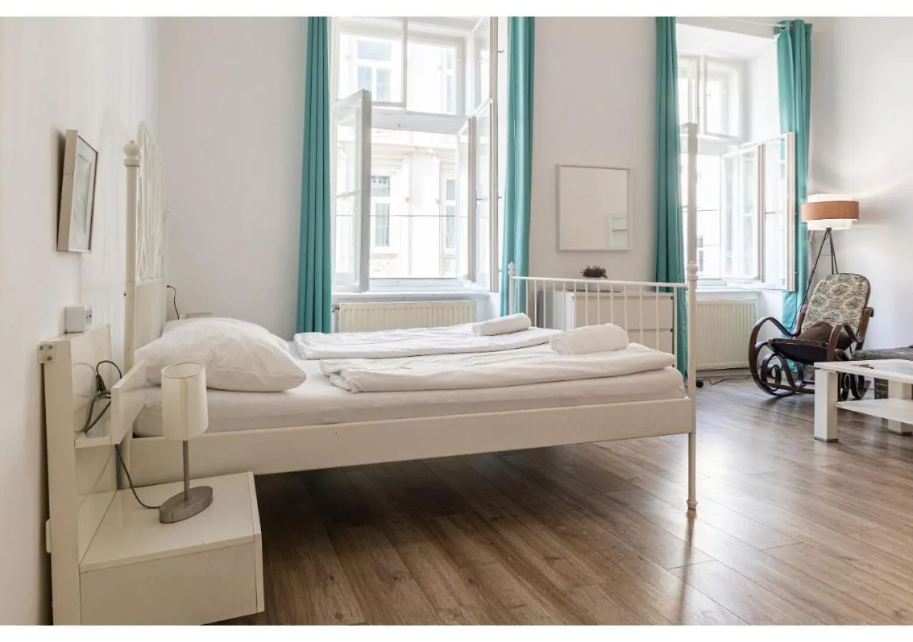 3 Elegant Apartments - Ideal For Long Stays Vienna