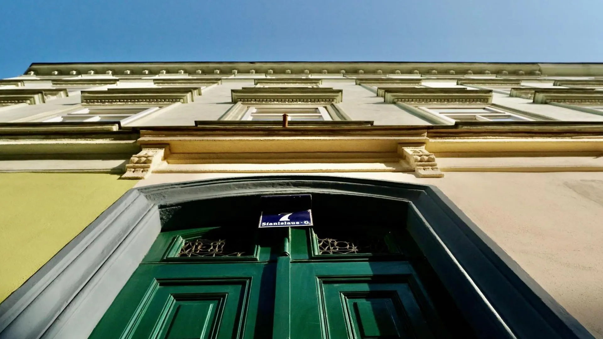 3 Elegant Apartments - Ideal For Long Stays Vienna